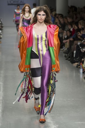 024_Central_Saint_Martins_original_ccsm_ldn_aw17_047.jpg