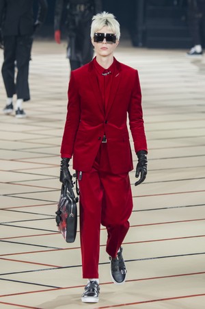 08_Dior_Homme_original_dioh_aw17_023.jpg