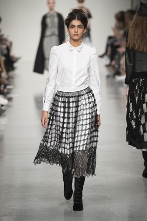 08_Bora_Aksu_original_aks_ldn_aw17_015.jpg