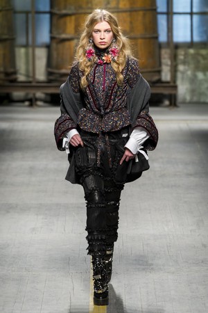 35_DSquared2_original_dsq_mln_aw17_105.jpg