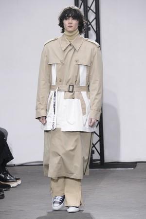 38_Facetasm_original_fctm_prs_aw17_075.jpg