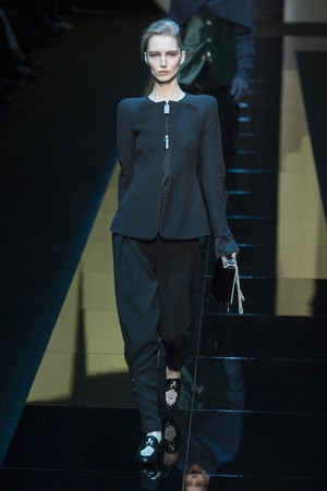 45_Giorgio_Armani_original_arm_mln_aw17_135.jpg