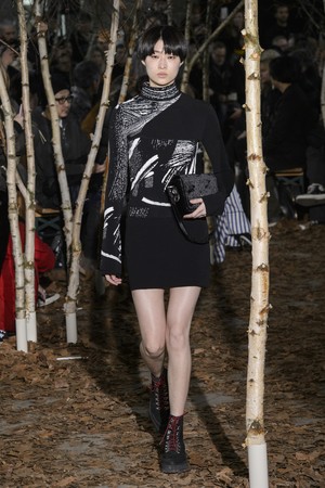 15_Off-White_original_offw_aw17_029.jpg