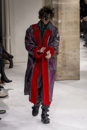 20_Yohji_Yamamoto_original_yam_prs_aw17_058.jpg