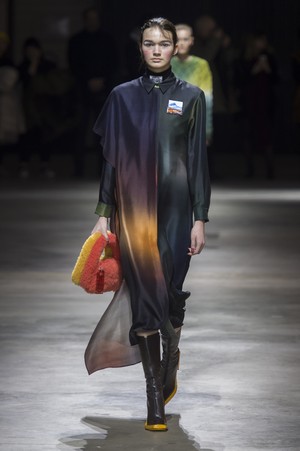 74_Kenzo_original_knz_prs_aw17_221.jpg