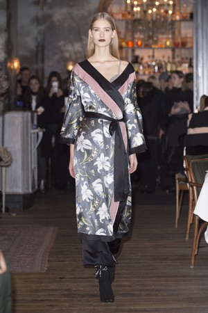 03_Cinq_à_Sept_original_cas_ny_aw17_005.jpg
