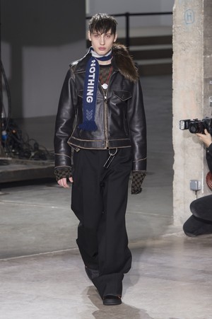 07_Lanvin_original_lvn_prs_aw17_019.jpg