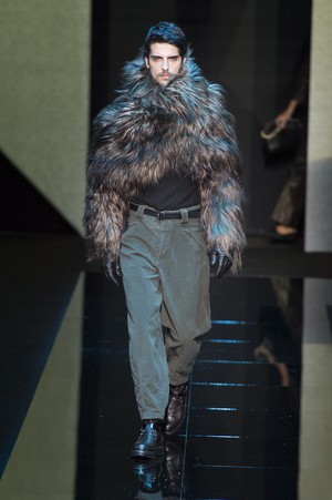 81_Giorgio_Armani_original_arm_mln_aw17_244.jpg