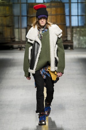 03_DSquared2_original_dsq_mln_aw17_009.jpg