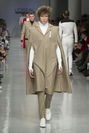 035_Central_Saint_Martins_original_ccsm_ldn_aw17_069.jpg