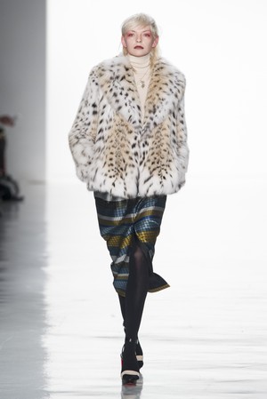06_Bibhu_Mohapatra_original_bib_ny_aw17_011.jpg