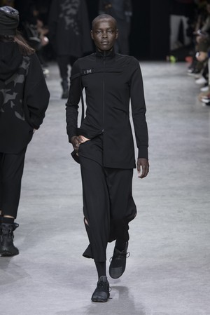 25_Y-3_original_oto_prs_aw17_073.jpg
