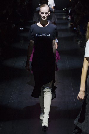 65_Prabal_Gurung_original_pgg_ny_aw17_139.jpg