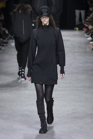 38_Y-3_original_oto_prs_aw17_110.jpg