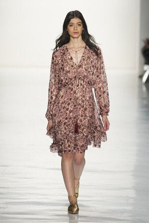 04_Erin_Fetherston_original_fhn_ny_aw17_007.jpg