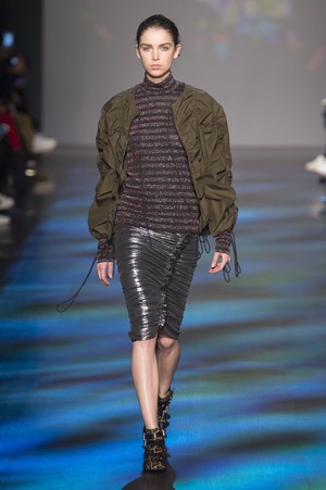 33_Vivienne_Tam_original_tam_ny_aw17_098.jpg