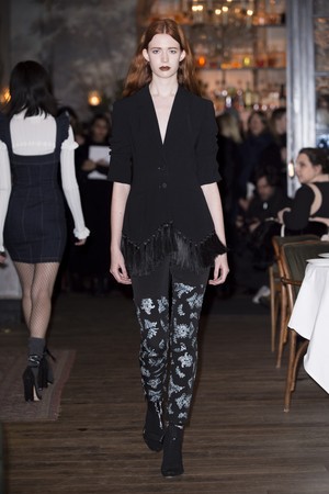 15_Cinq_à_Sept_original_cas_ny_aw17_029.jpg