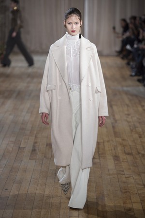 05_Ulla_Johnson_original_ula_ny_aw17_009.jpg