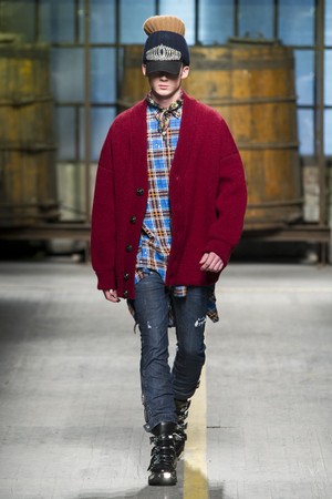 12_DSquared2_original_dsq_mln_aw17_036.jpg