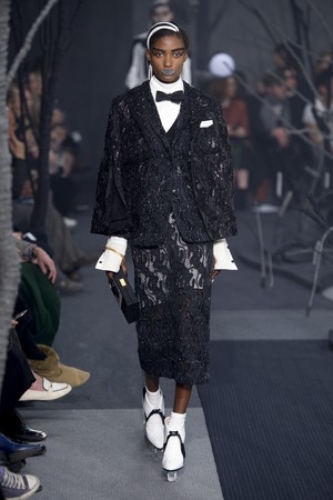 41_Thom_Browne_original_tbw_ny_aw17_122.jpg