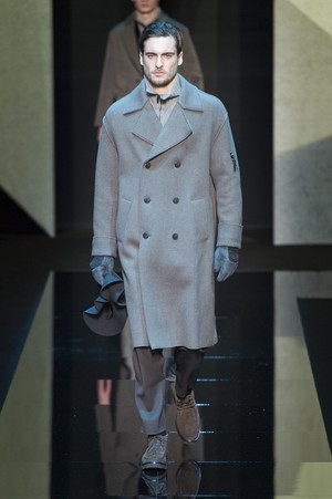 76_Giorgio_Armani_original_arm_mln_aw17_229.jpg