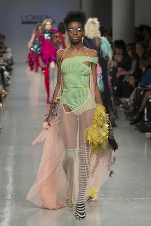 084_Central_Saint_Martins_original_ccsm_ldn_aw17_167.jpg