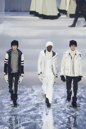 13_Moncler_Grenoble_original_mncg_ny_aw17_045.jpg