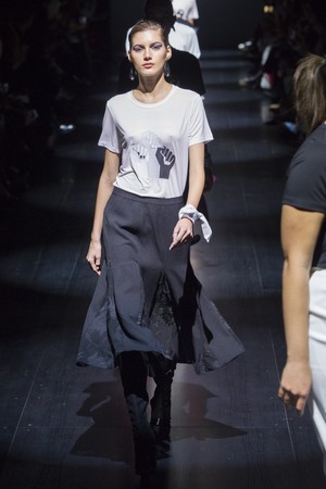 64_Prabal_Gurung_original_pgg_ny_aw17_138.jpg