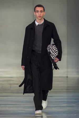13_Ami_Alexandre_Mattiussi_original_ami_aw17_025.jpg