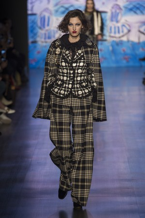 15_Anna_Sui_original_sui_ny_aw17_043.jpg