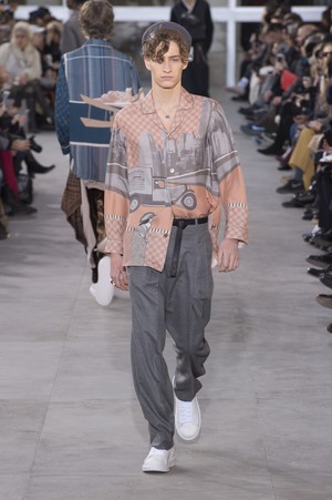 33_Louis_Vuitton_original_vui_prs_aw17_098.jpg