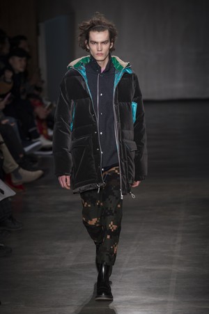 15_Sacai_original_sac_aw17_029.jpg