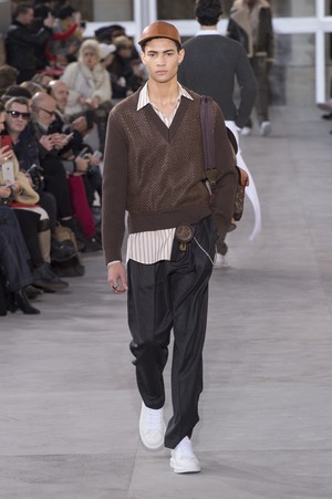 29_Louis_Vuitton_original_vui_prs_aw17_086.jpg