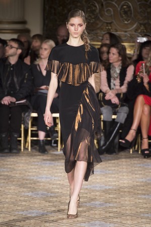 13_Christian_Siriano_original_sno_ny_aw17_025.jpg