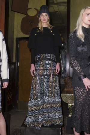 03_Veronica_Beard_original_vbd_ny_aw17_005.jpg