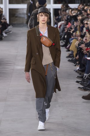 25_Louis_Vuitton_original_vui_prs_aw17_074.jpg