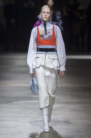 52_Kenzo_original_knz_prs_aw17_155.jpg