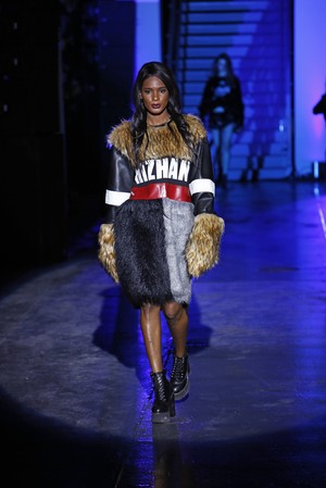 03_Chi_Zhang_original_chzh_ny_aw17_003.jpg