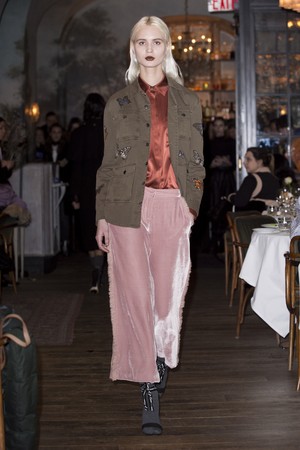 08_Cinq_à_Sept_original_cas_ny_aw17_015.jpg
