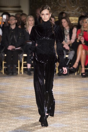 14_Christian_Siriano_original_sno_ny_aw17_027.jpg