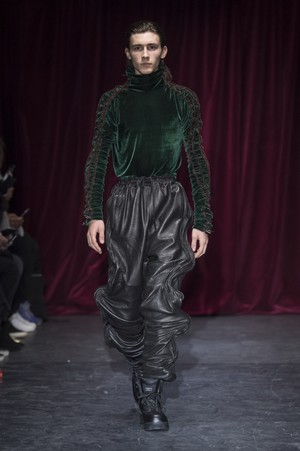 08_Y_Project_original_ypr_prs_aw17_015.jpg