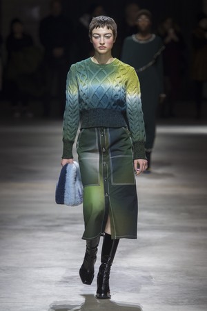 77_Kenzo_original_knz_prs_aw17_230.jpg