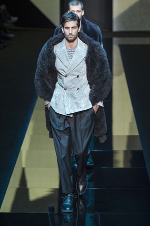 92_Giorgio_Armani_original_arm_mln_aw17_277.jpg