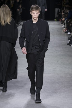 09_Y-3_original_oto_prs_aw17_026.jpg