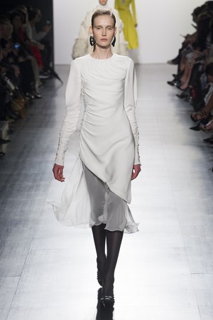 05_Prabal_Gurung_original_pgg_ny_aw17_014.jpg