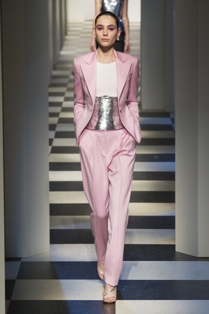 16_Oscar_de_la_Renta_original_osc_ny_aw17_046.jpg