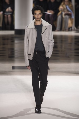34_Hermès_original_her_aw17_100.jpg