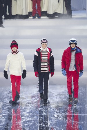 06_Moncler_Grenoble_original_mncg_ny_aw17_024.jpg
