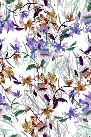 1081038-紫色花朵组合